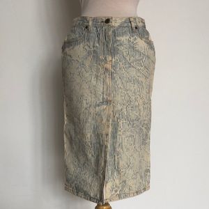 || MOSCHINO || pin stripe acid wash denim skirt